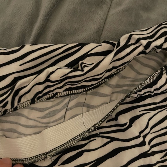 Zebra tight skirt - Picture 4 of 4